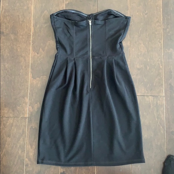 Garage Short Black Dress - Picture 2 of 3